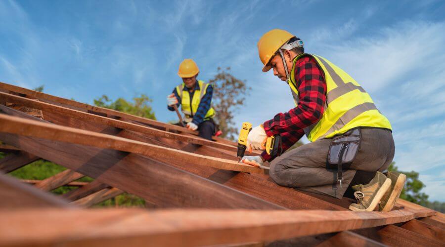 Professional gutter cleaning in Bancroft, IA